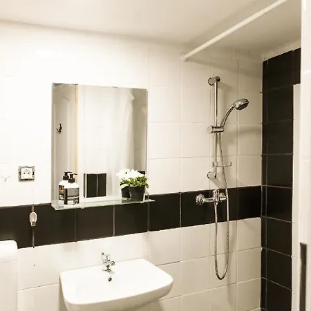 Modern Budget Lofts In The Centre Herberg